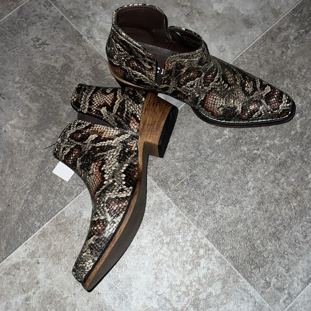 Snake Skin Roper Booties - Picture 3 of 3